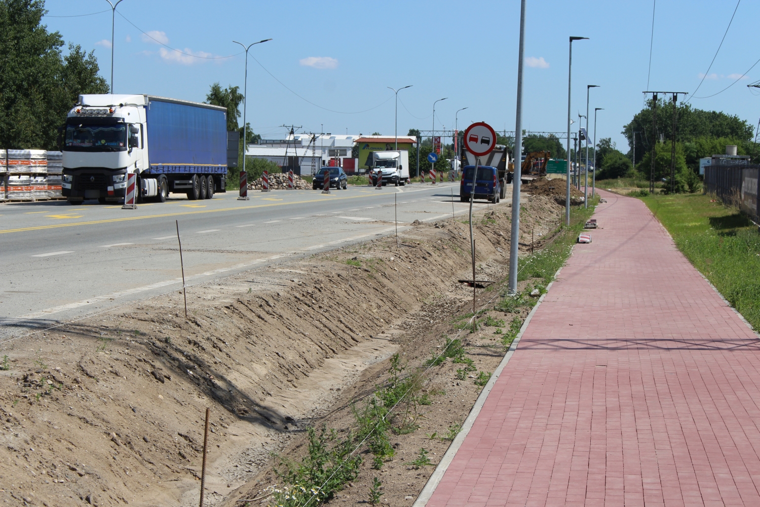 Prace na skrzyżowaniu na Łąkoszynie potrwają prawdopodobnie do końca sierpnia