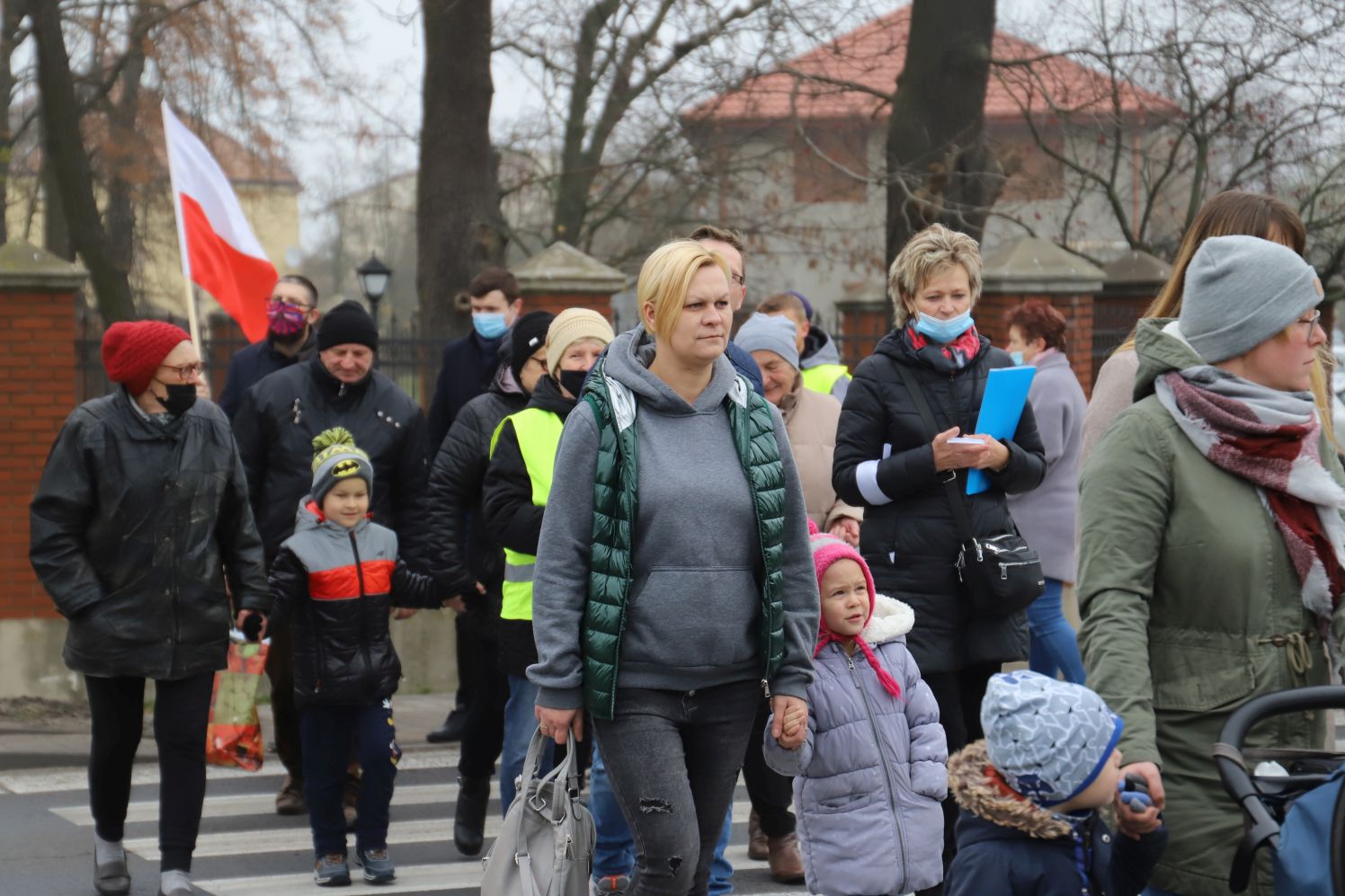 W piątek mieszkańcy gminy Bedlno (pow. kutnowski) protestowali żądając poprawy bezpieczeństwa po niedawnym śmiertelnym wypadku