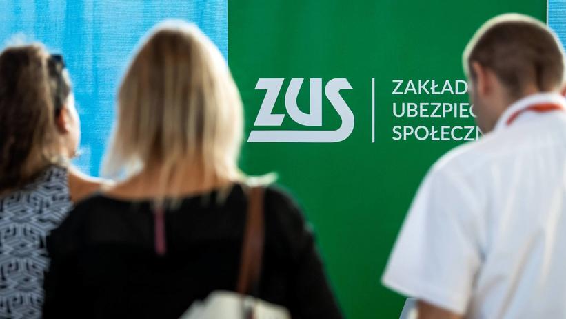 Załatwianie spraw w ZUS-ie proste jak nigdy dotąd. Teraz możesz to zrobić bez wychodzenia z domu - Zdjęcie główne