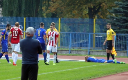 [WIDEO] Blamaż piłkarzy KS-u w Pucharze Polski. Unia rozbiła ich 7-0 - Zdjęcie główne