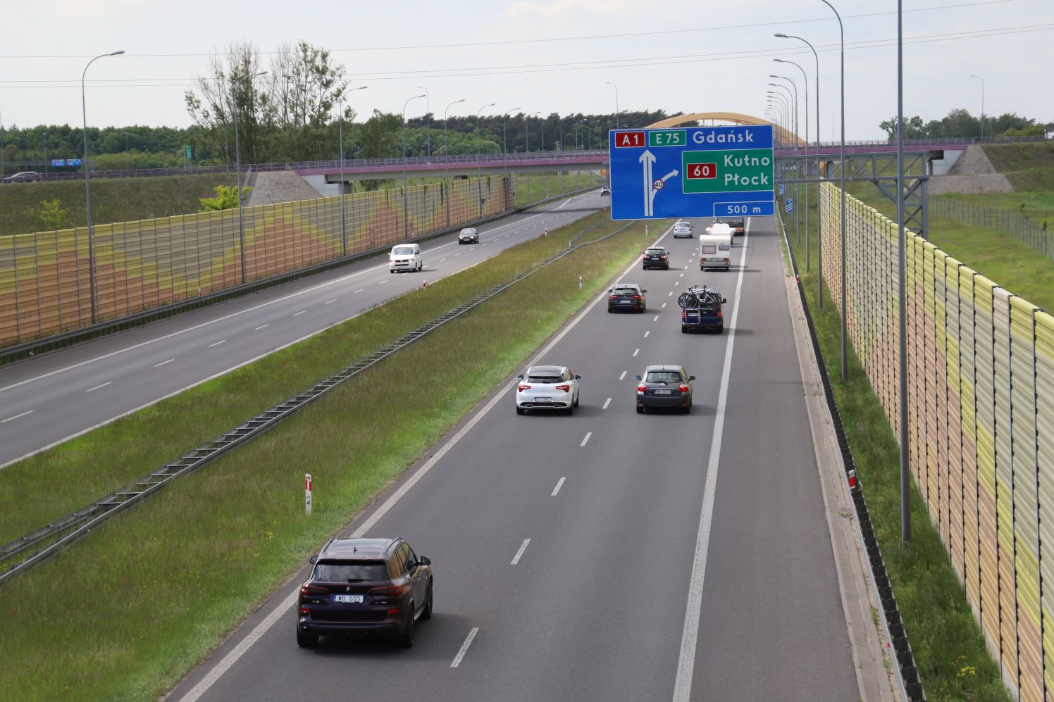 Polacy wyjeżdżają na długi weekend. Jak wygląda sytuacja na drogach w Kutnie i okolicach?