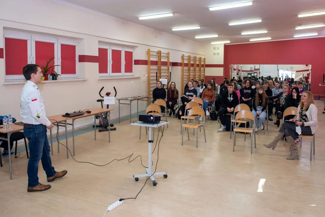 W Zespole Szkół Nr 1 im. St. Staszica w Kutnie gościł Pan Łukasz Wójcik