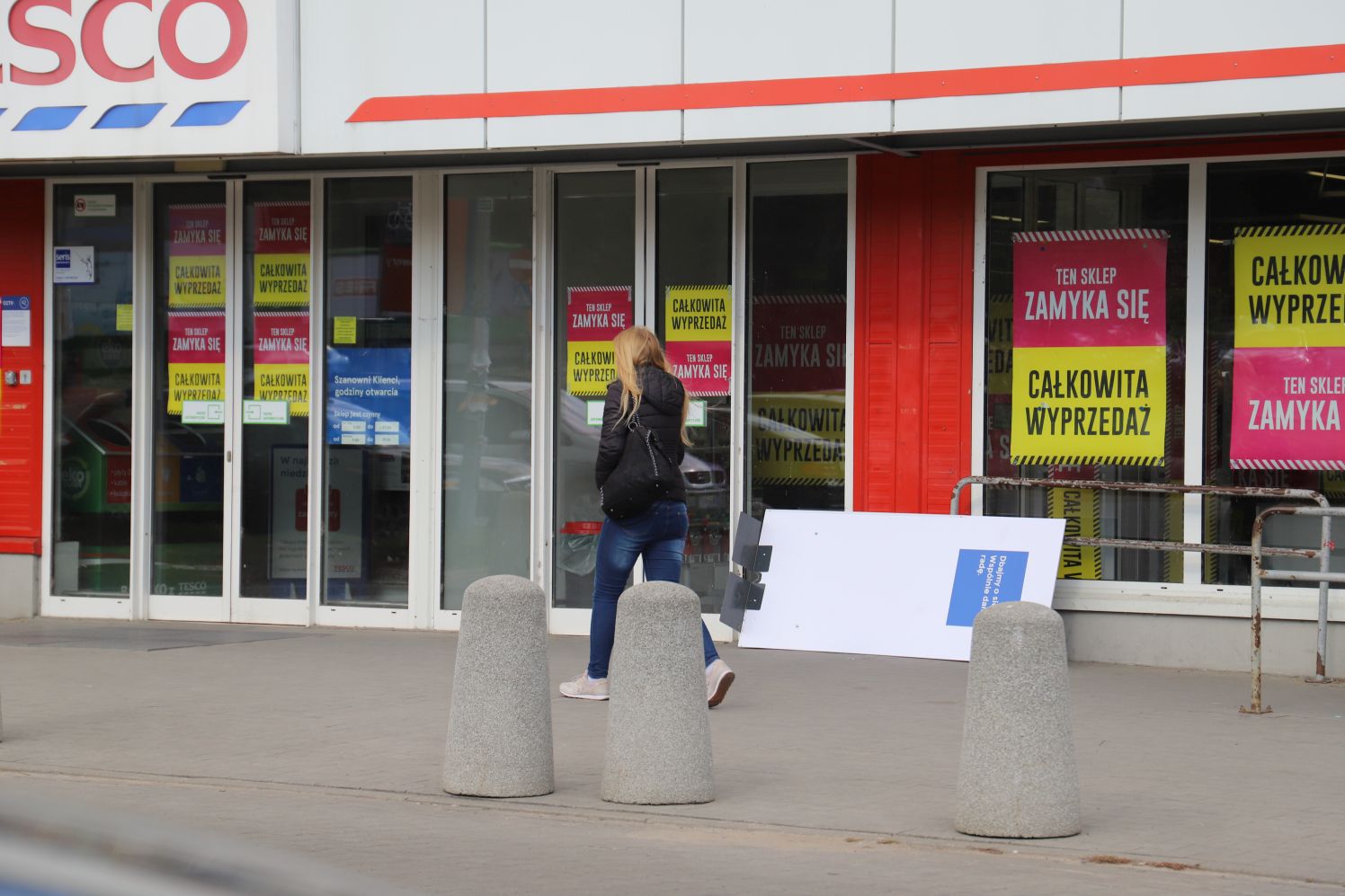 Z powiatu kutnowskiego znika sklep Tesco, zorganizowano duże wyprzedaże. Wkrótce na jego miejscu pojawi się Netto