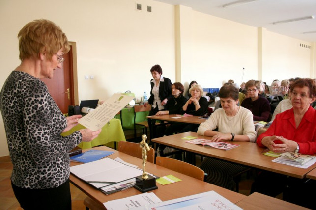 Uniwersytet Trzeciego Wieku wyróżniony! - Zdjęcie główne