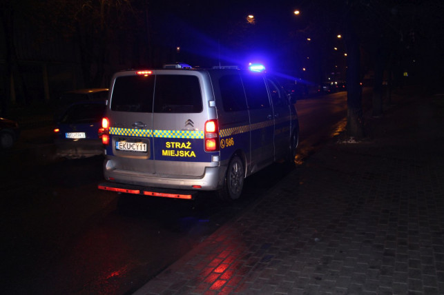 Diler w rękach straży miejskiej? Miał narkotyki i wagę - Zdjęcie główne