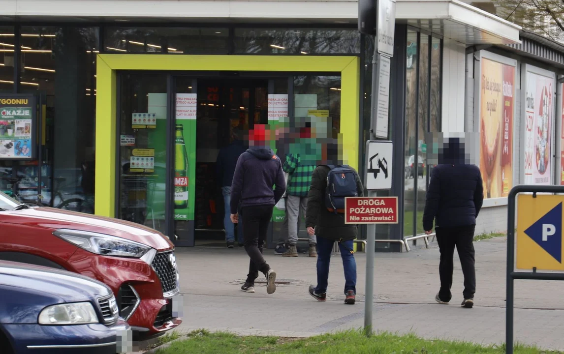 Musisz się szybko ewakuować? W tych sklepach kupisz coś, co ci w tym pomoże - Zdjęcie główne