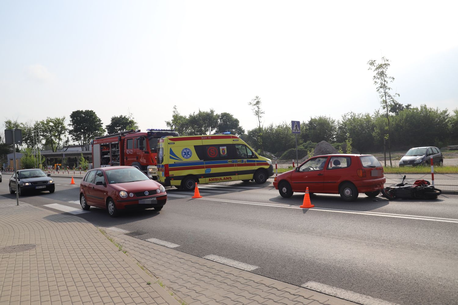 Na Żwirki i Wigury w Kutnie skuter zderzył się z osobówką