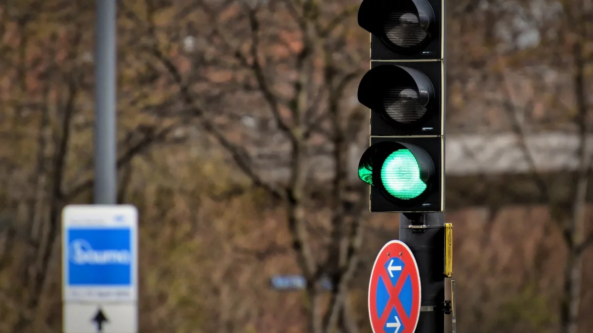 W tym miejscu pojawi się sygnalizacja świetlna. Mieszkańcy w końcu się doczekali - Zdjęcie główne