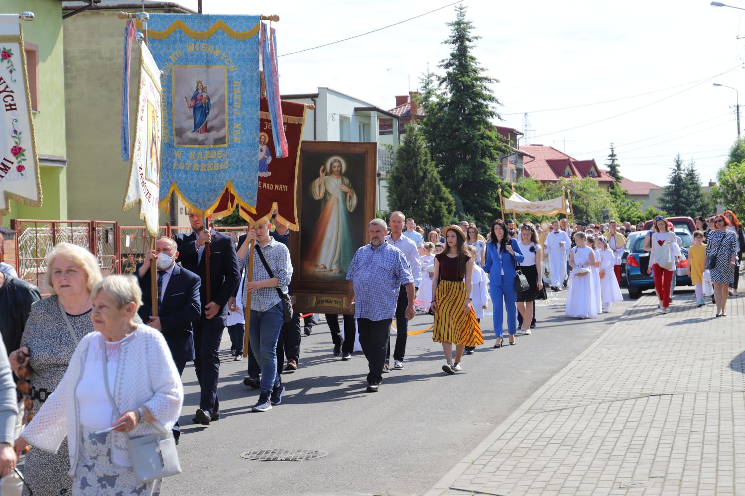 Ulicami kutnowskiego Dybowa przeszła procesja Bożego Ciała