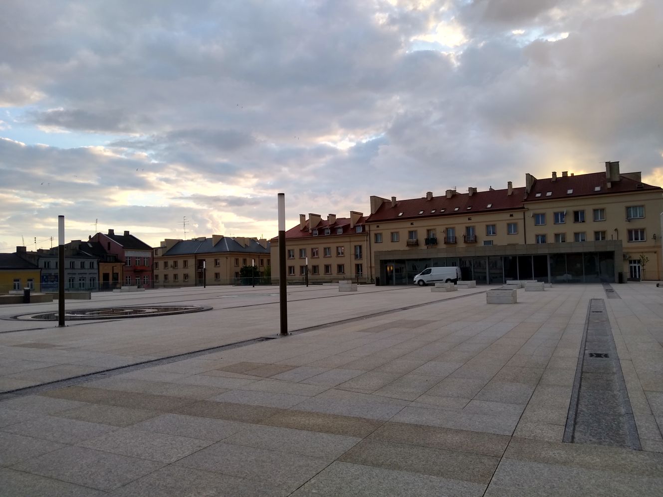 Na placu Wolności w Kutnie pojawią się gazony z zielenią