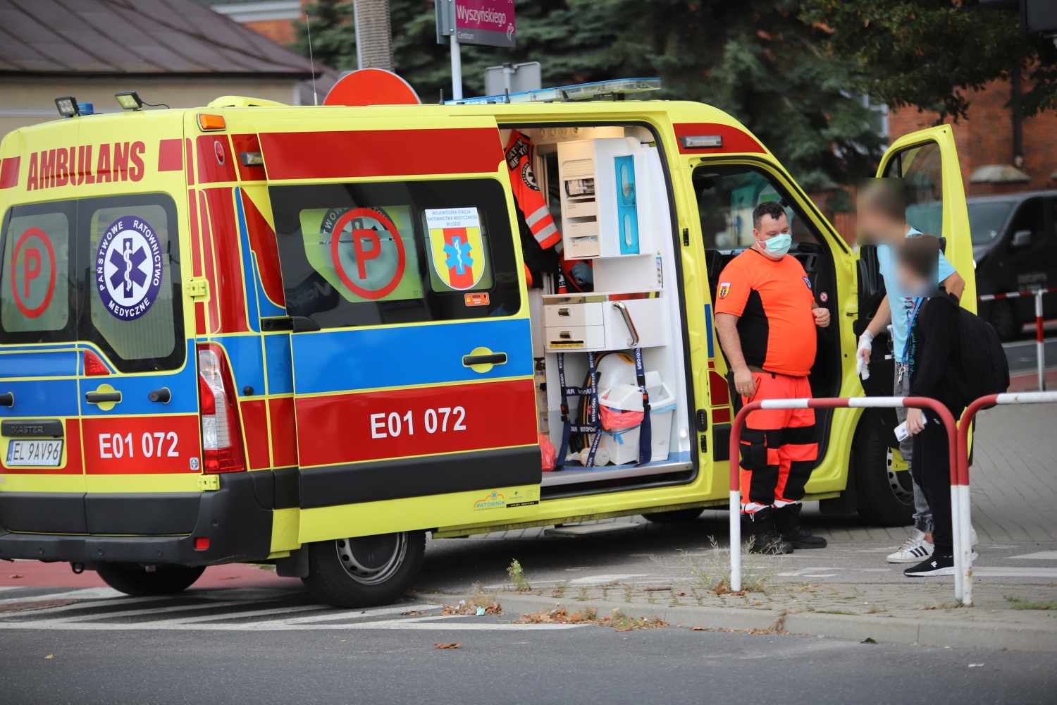 Kraksa na skrzyżowaniu ul. Wyszyńskiego i Jana Pawła II w Kutnie