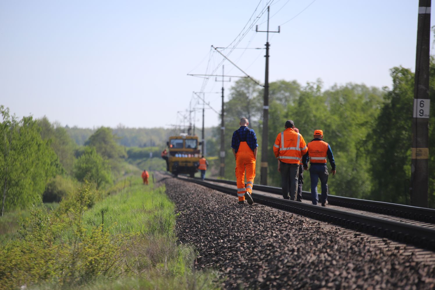 Pod Kutnem samochód zderzył się z pociągiem