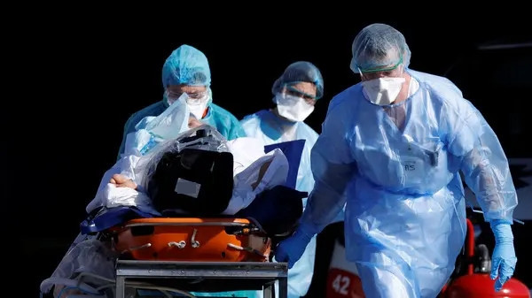 [KORONAWIRUS] Przyrost zachorowań w regionie. Nie żyje 7 seniorów  - Zdjęcie główne