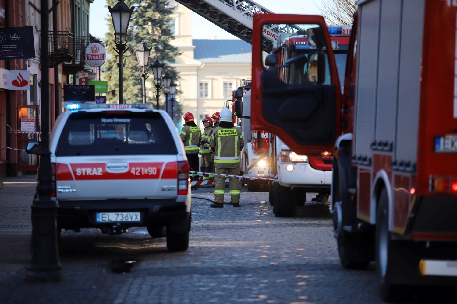 Pożar w kamienicy na ul. Królewskiej w Kutnie