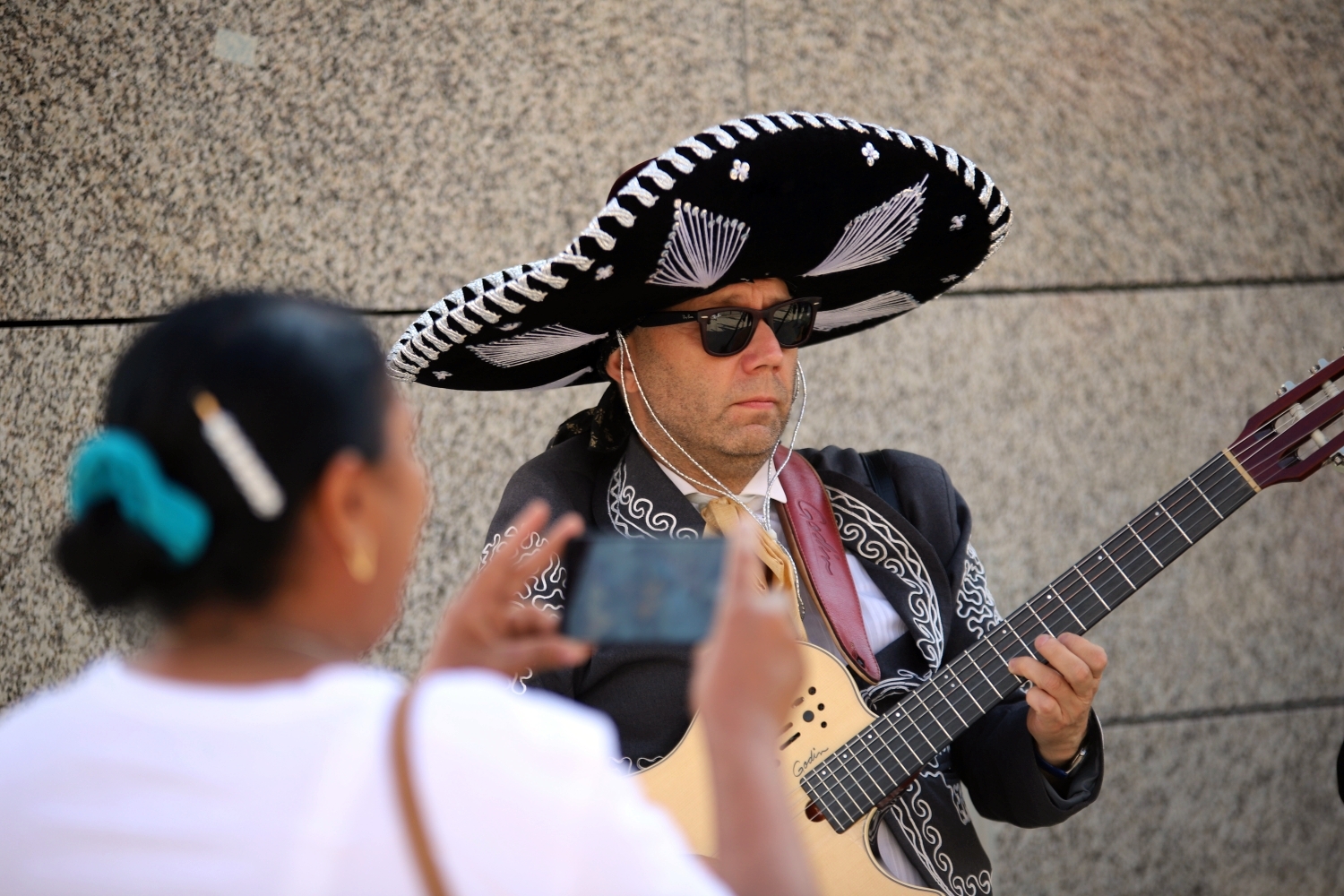 Na placu Wolności zagrało Trio Mariachi