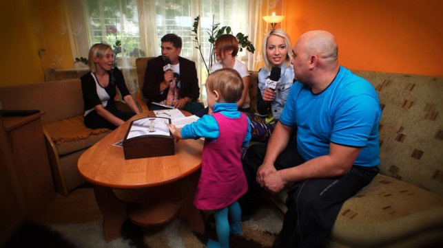 Wszystko przez szaloną teściową, czyli frontman Bayer Full z wizytą u kutnian [wideo] - Zdjęcie główne