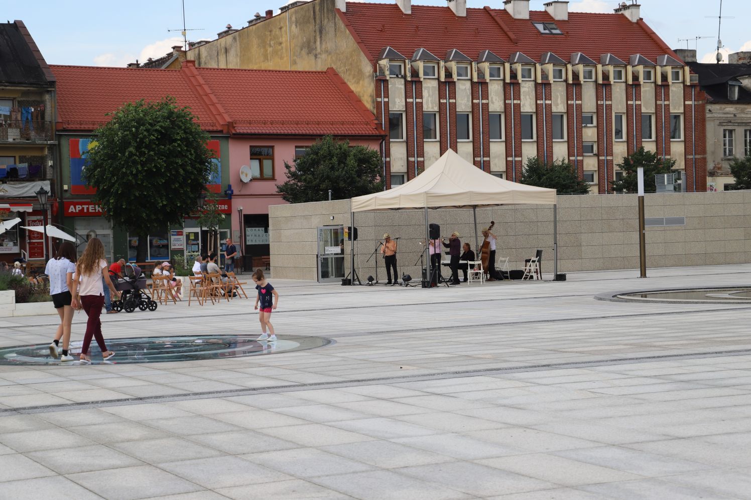 Na Placu Wolności w Kutnie odbył się koncert jazzowy