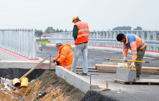 Krośniewicką obwodnicą na święta - Zdjęcie główne