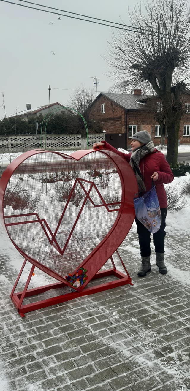 W powiecie kutnowskim stanęło kolejne serca na plastikowe nakrętki