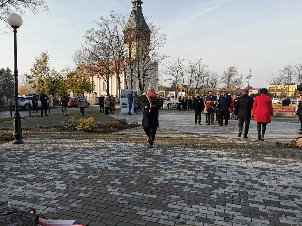 Patriotycznie w powiecie kutnowskim. Dąbrowice oddały cześć bohaterom