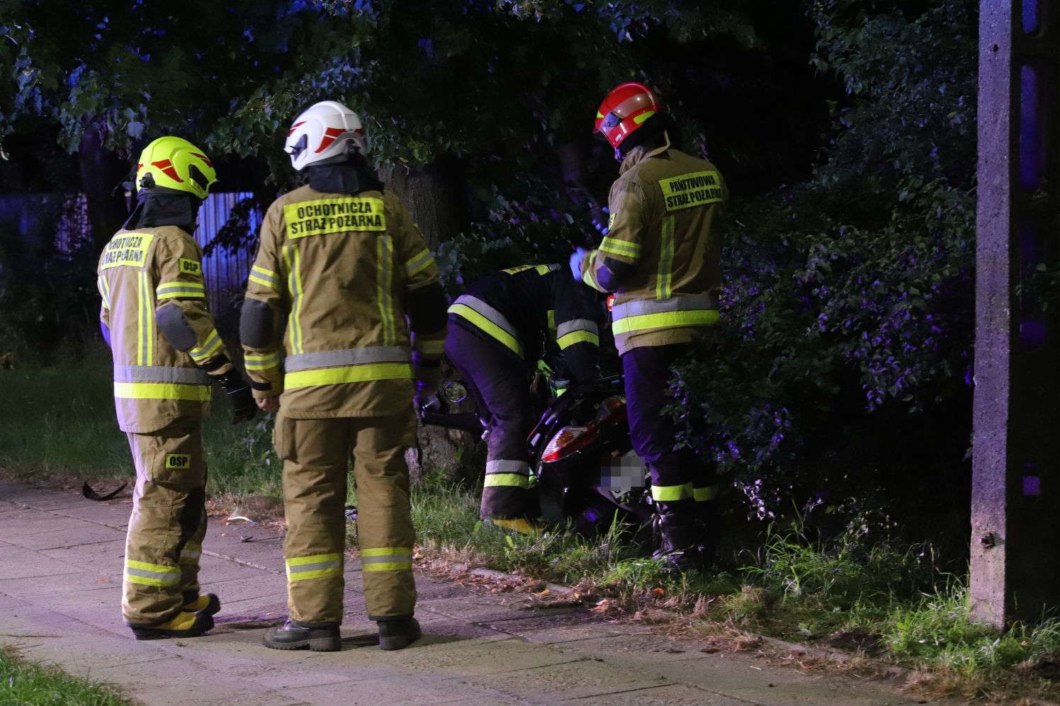 W wyniku wypadku w Kutnie zmarł 37-letni kierowca skutera