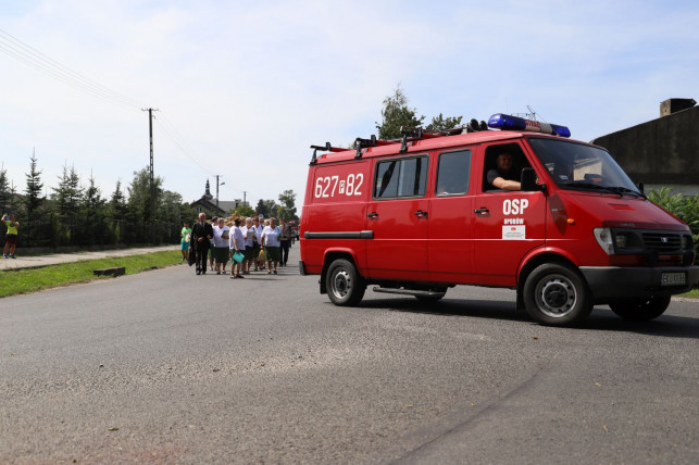 [ZDJĘCIA] Wielkie święto w Oporowie! „To jeden z najpiękniejszych dni w roku” - Zdjęcie główne