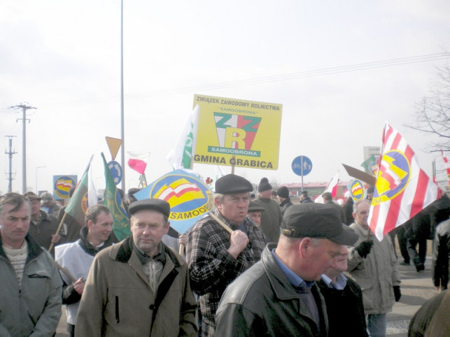 Rolniczy protest - Zdjęcie główne