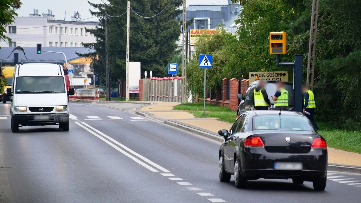 Błysnął fotoradar? Nie panikuj. To jeszcze nie oznacza mandatu
