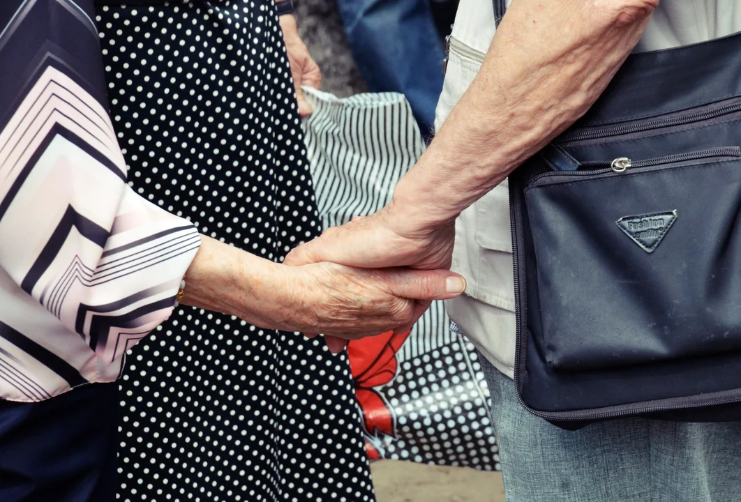 Najstarsza mieszkanka regionu urodziła się jeszcze pod zaborami! Na jej konto wpływa pokaźna suma - Zdjęcie główne