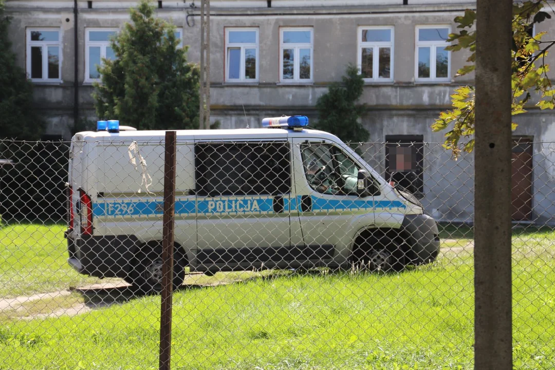 Mieszkańcy w rękach policji. "Nie będą bezkarni" - Zdjęcie główne