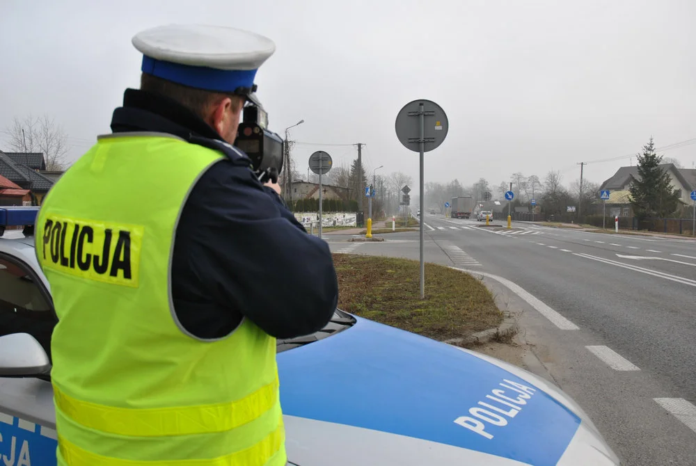 Piraci drogowi na celowniku policji. Rekordzista pędził prawie 120 km/h w terenie zabudowanym! - Zdjęcie główne