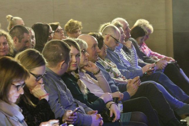 Raz, Dwa, Trzy i „Ważne piosenki”. Pełna sala w KDK! - Zdjęcie główne