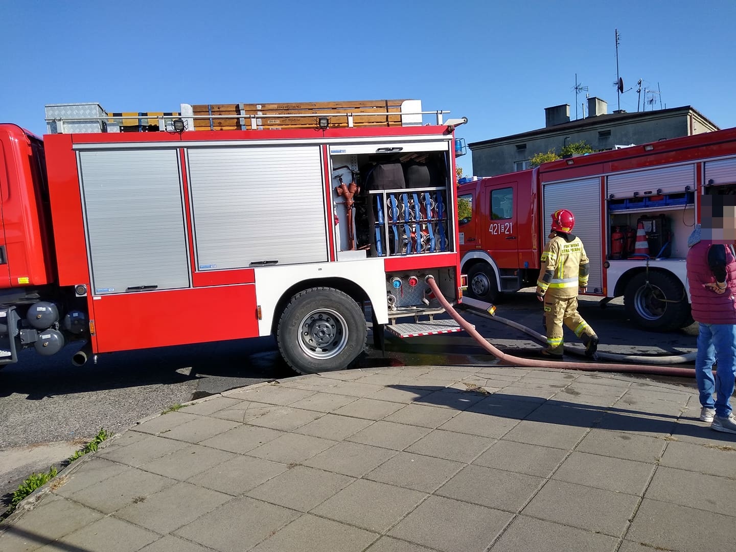 Pożar na Łąkoszynie. Na miejscu kilka zastępów straży pożarnej