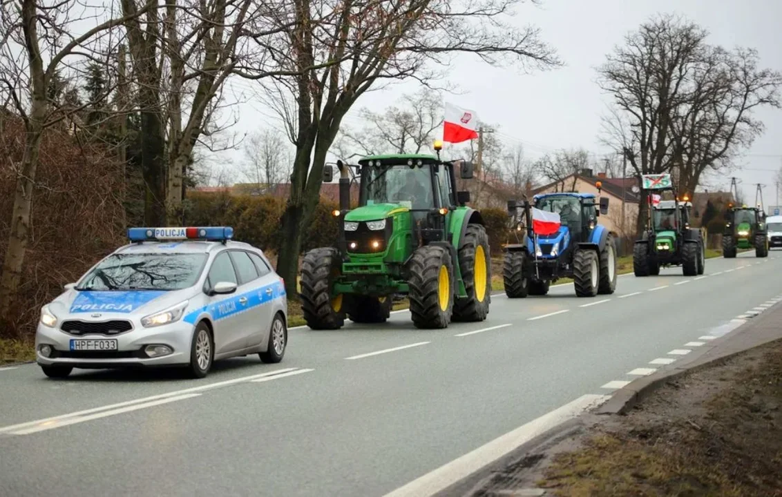 Rolnicy będą protestować, drogowy paraliż niemal pewny. Policja z Kutna komentuje - Zdjęcie główne