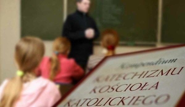 Ile miasto wydaje na lekcje religii? Mamy odpowiedź urzędu - Zdjęcie główne