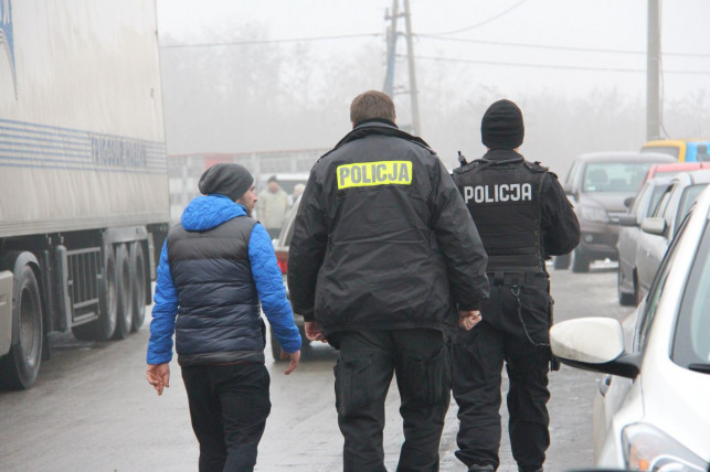 [AKTUALIZACJA-WIDEO] Protest pod kutnowską ubojną! Jest komentarz firmy - Zdjęcie główne
