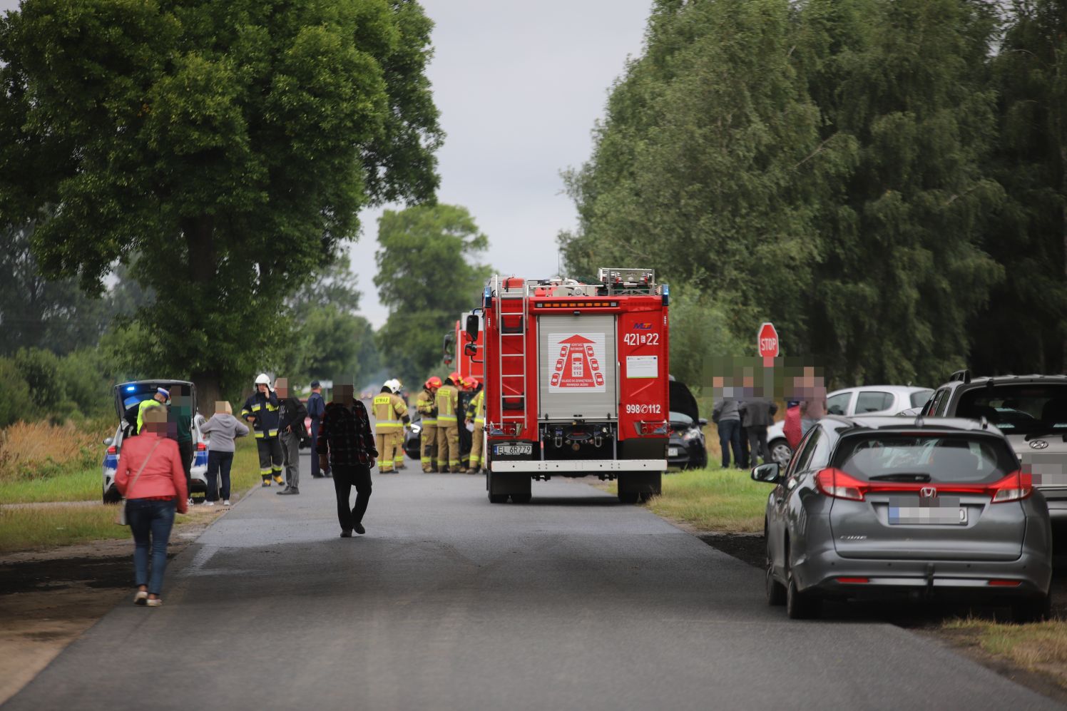 W Krośniewicach doszło do wypadku, na miejscu pracują służby z powiatu kutnowskiego