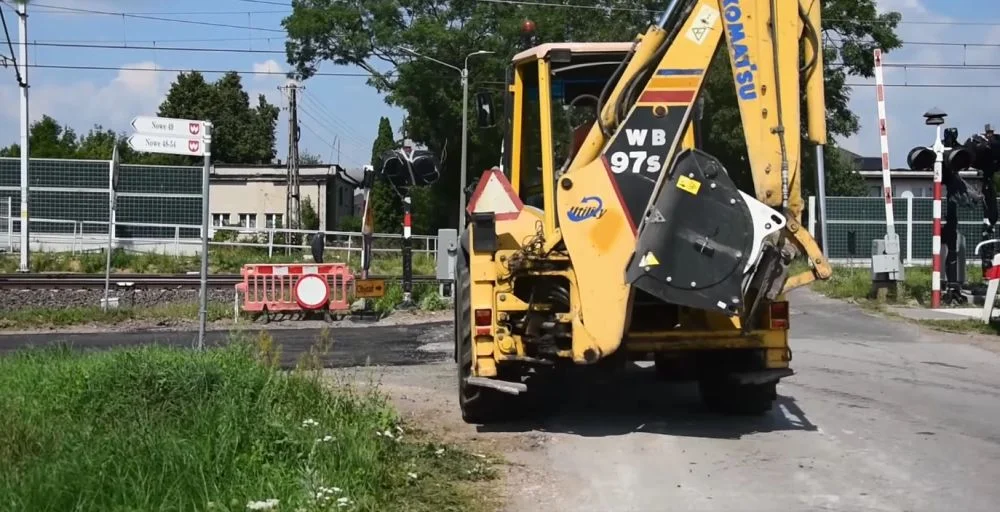 Rozpoczęli ważną drogową inwestycję. „Poprzedni zarządca doprowadził ten odcinek do ruiny” [FOTO/WIDEO] - Zdjęcie główne