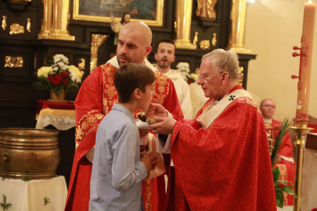 Żądają zawieszenia mszy i rekolekcji. ''Kościół nie jest państwem w państwie'' - Zdjęcie główne