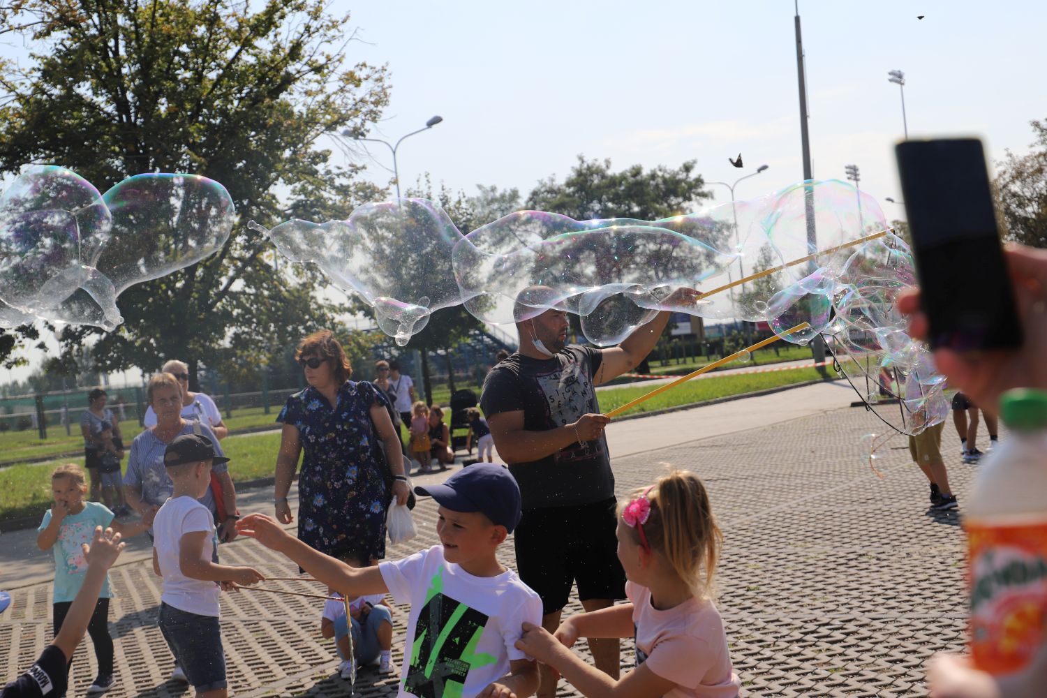 Sobota pełna atrakcji w Kutnie! Bańkowe szaleństwo w Galerii Różanej 