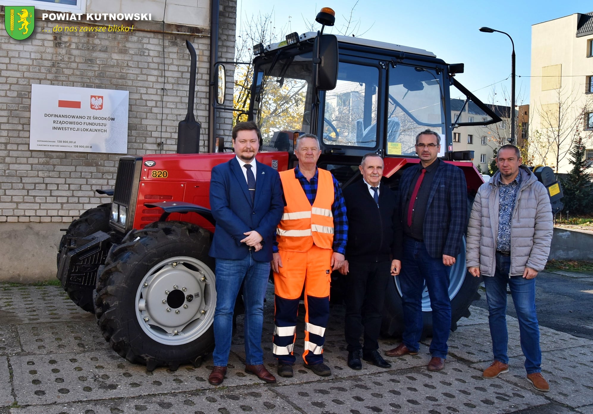 Starostwo zakupiło nowy sprzęt. Ma być wykorzystywany na blisko 500 km dróg [ZDJĘCIA] - Zdjęcie główne