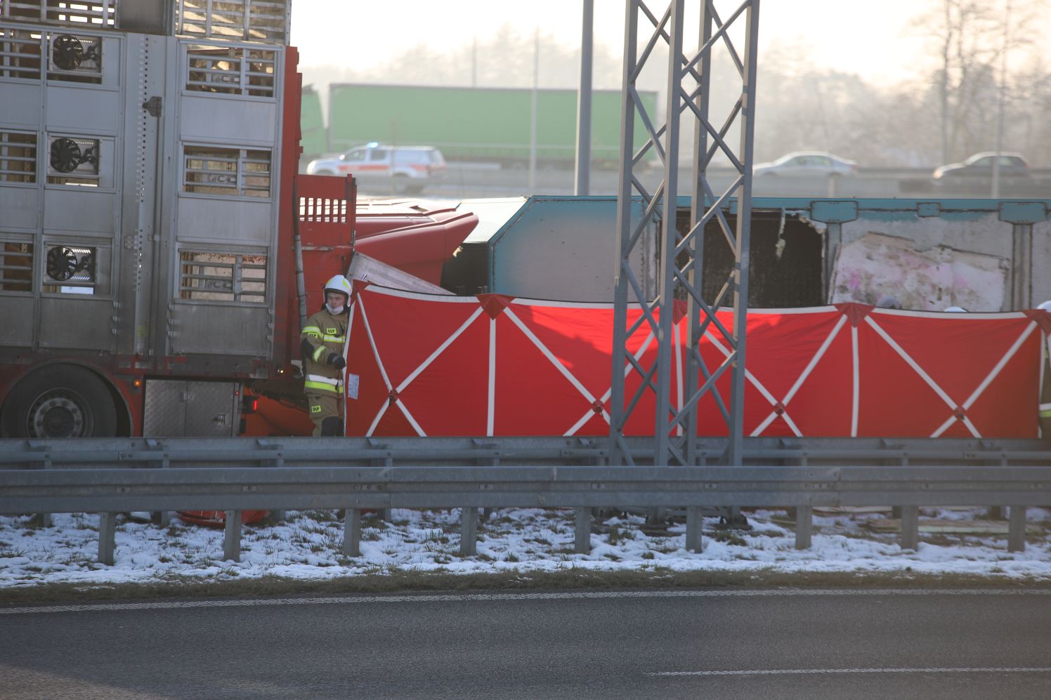 Do zdarzenia doszło na A1 pod Kutnem.