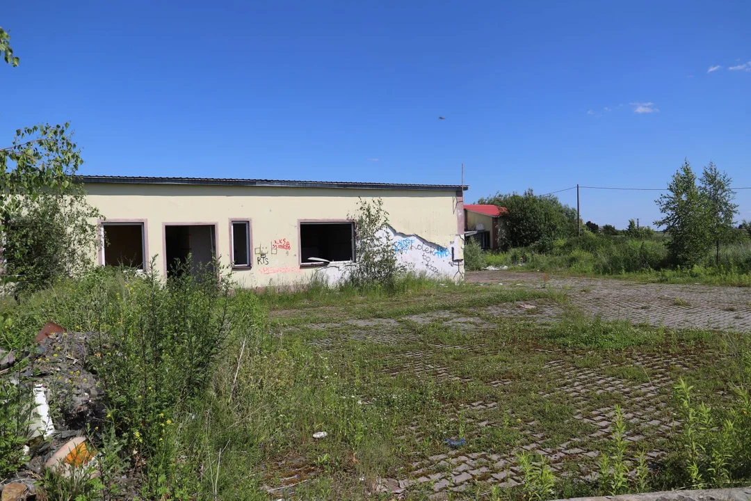 W Kutnie i okolicach: odwiedzamy budynek starego zakładu pracy, czyli ubojni przy ulicy Promiennej 