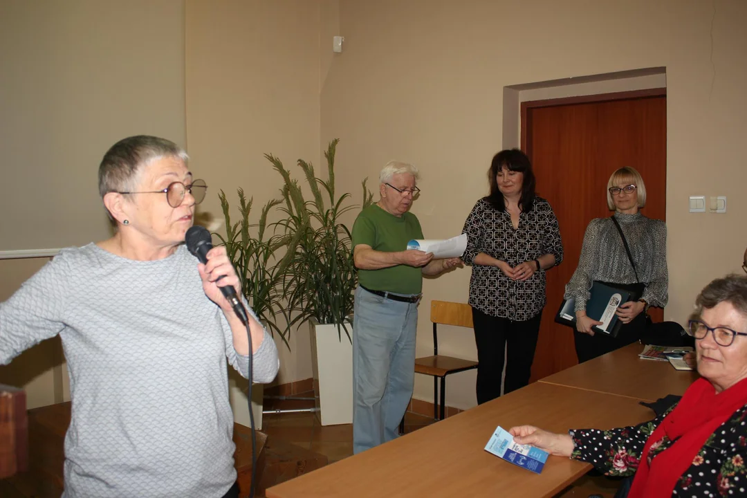 Słuchacze UTW wzięli udział w wykładzie „W zdrowym ciele zdrowy duch - jak zadbać o wszystkie aspekty naszego zdrowia”