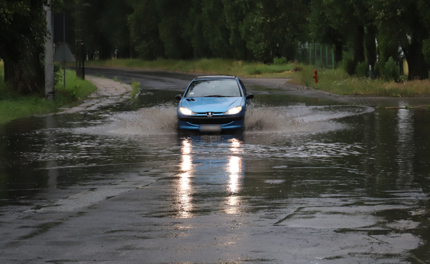 Częściowo zalana jest ul. Rychtelskiego