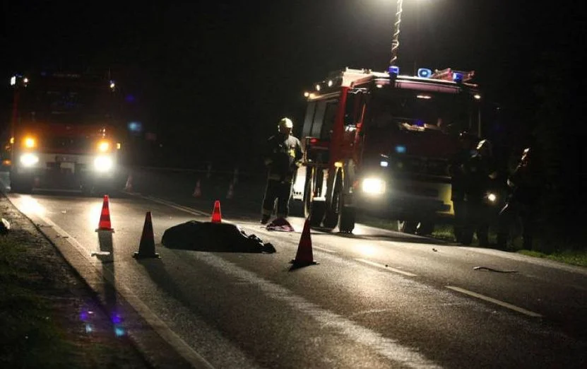 Tragiczna śmierć Ukraińca pod Kutnem. Został przygnieciony przez ciężarówkę - Zdjęcie główne