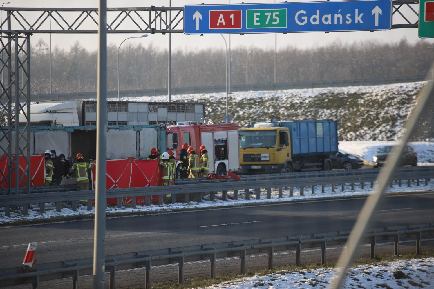 Do zdarzenia doszło na A1 pod Kutnem.