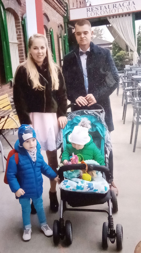 4-latek i jego tata przeżyli wypadek, mama chłopca zginęła na miejscu. Apel o pomoc dla rodziny! - Zdjęcie główne