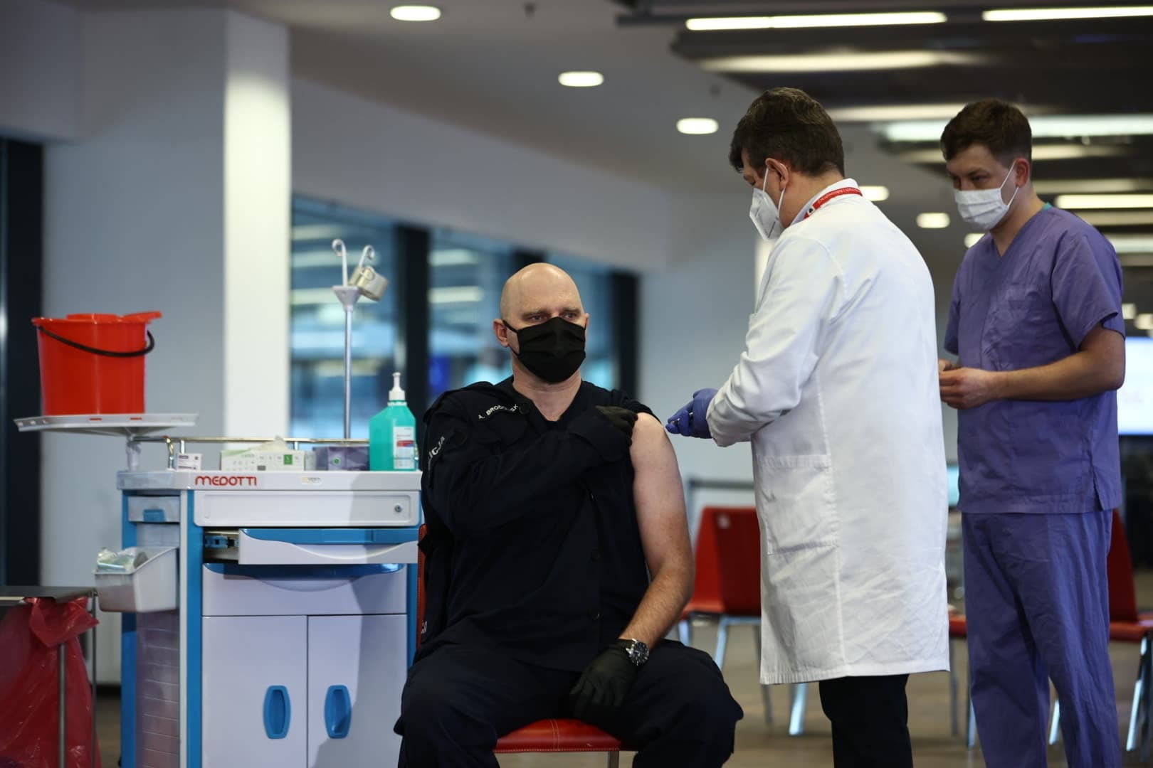 Dziś ruszyły szczepienia służb mundurowych