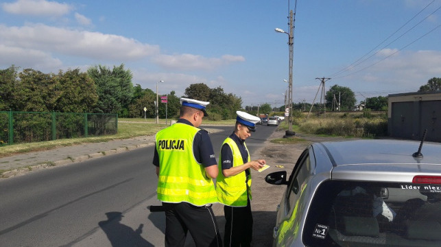 Więcej patroli i więcej kontroli. Policjanci będą czuwać nad bezpieczeństwem - Zdjęcie główne